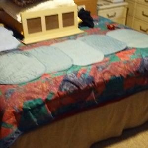 5 Almost matching Placemats